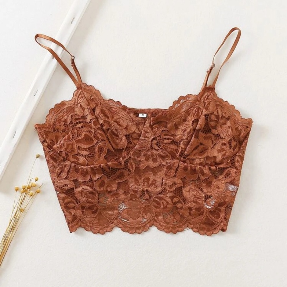 Brown/orange laced crop top size small🤎🐻